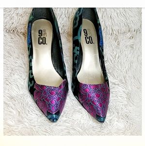 Beautiful 9&co nwt pointy multi color fabric heel